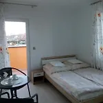 Nautilus Pearl Homestay